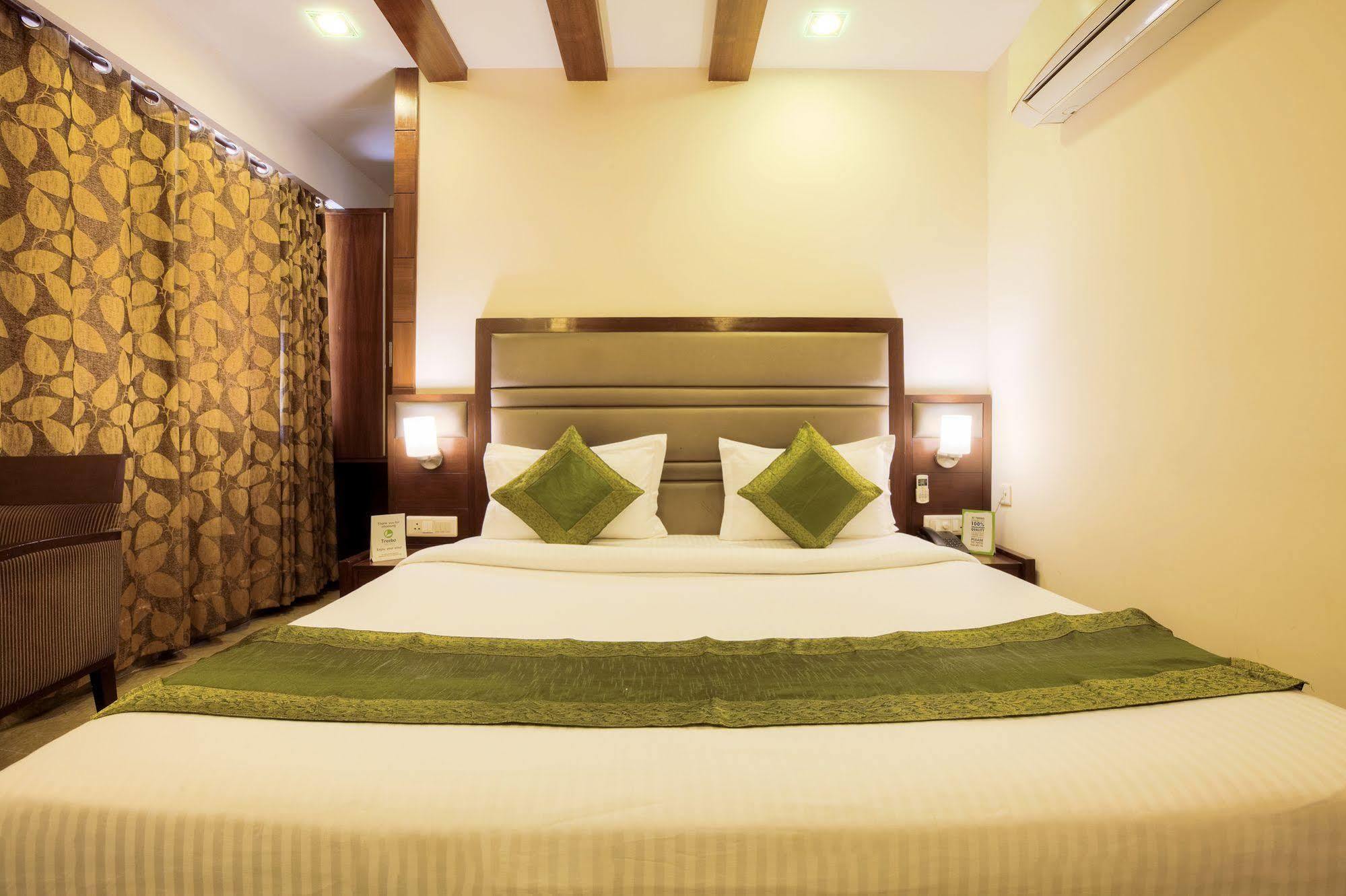 Mint Hotel Chandigarh Ngoại thất bức ảnh