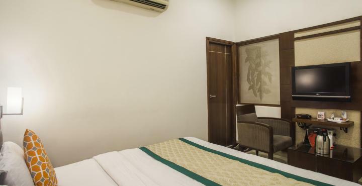 Mint Hotel Chandigarh Ngoại thất bức ảnh